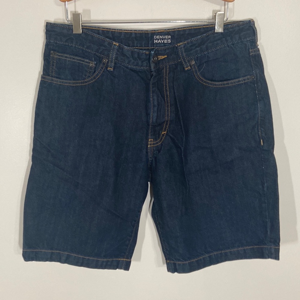✨3/$25✨Denver Hayes Denim Shorts - 34W